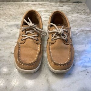 Boys Sperry Gamefish size 1M